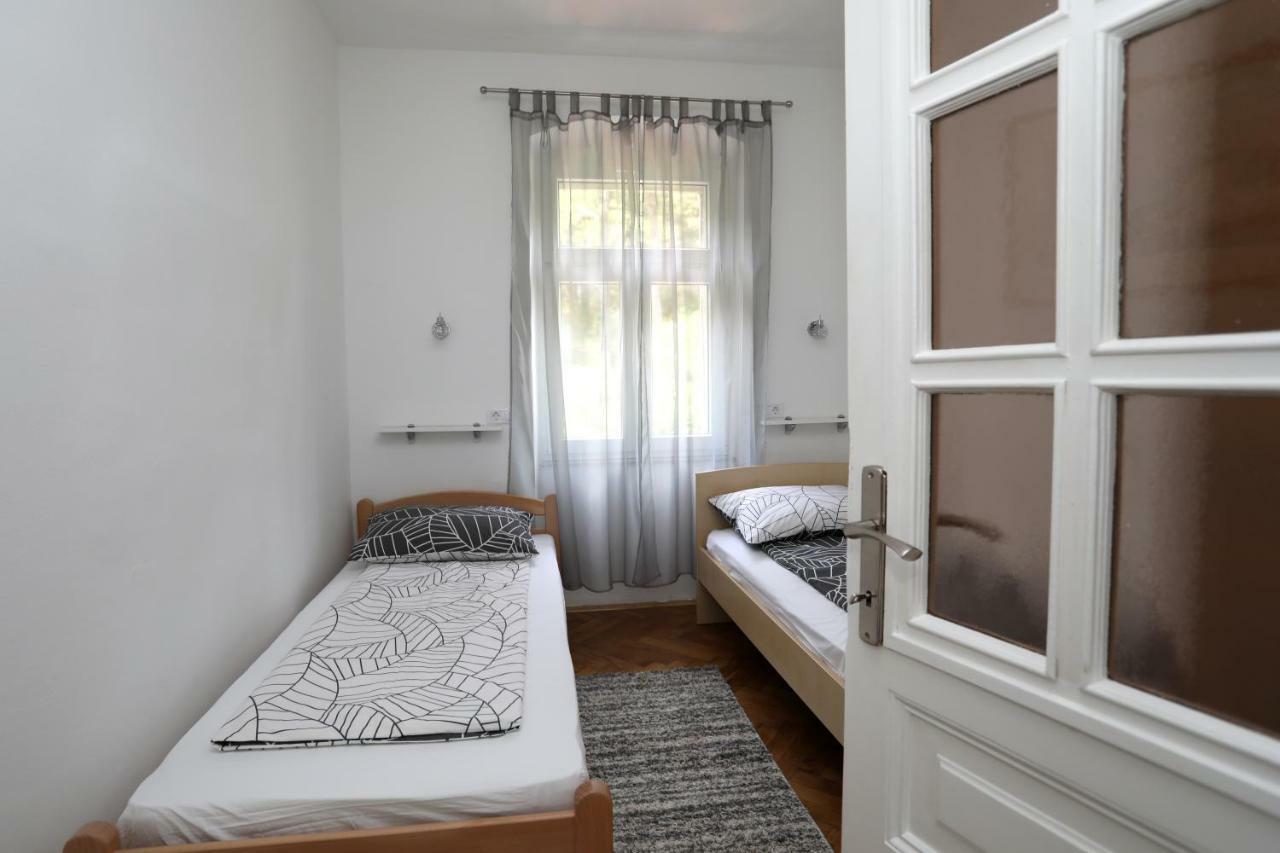 Ferienwohnung Apartman Cinkopan Pula Exterior foto